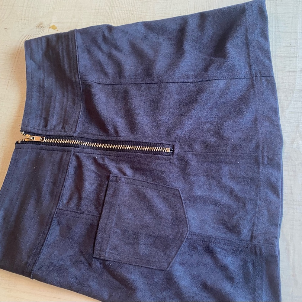 Libby story navy mini skirt. Small